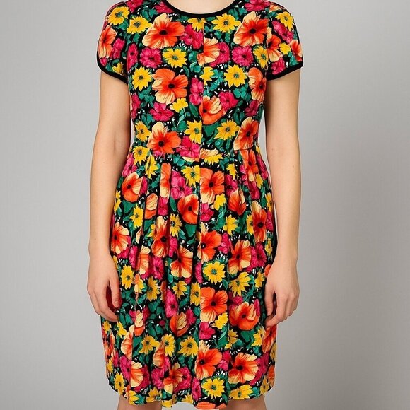 Talbots Dresses & Skirts - Vintage Talbots Nipon 100% Silk Floral Tulip Dress Women's Size 4